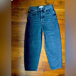 Madewell. Balloon, High-waisted. Size 24. Dark Grey/Black Wash.